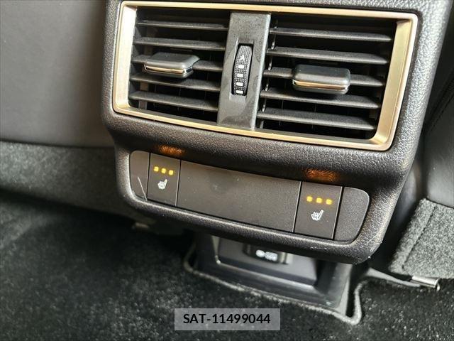 Lexus NX 2018-02 1067108-19