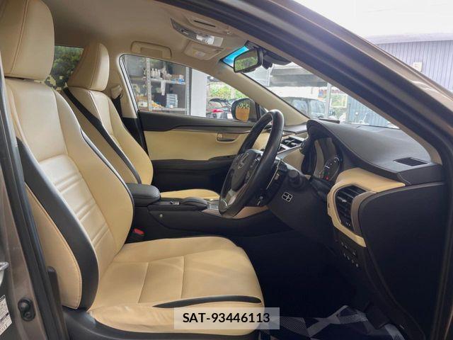 Lexus NX 2017-02 1331681-8