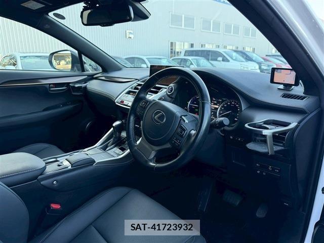 Lexus NX 2020-10 1374825-12