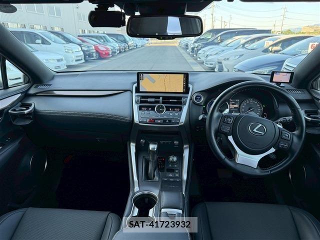 Lexus NX 2020-10 1374825-13