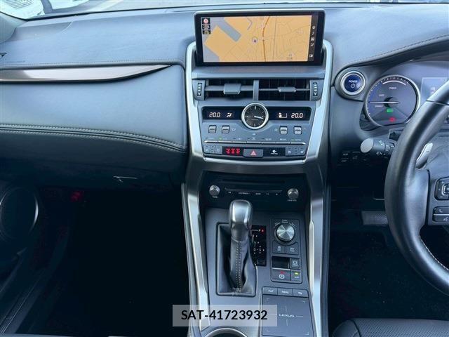 Lexus NX 2020-10 1374825-22