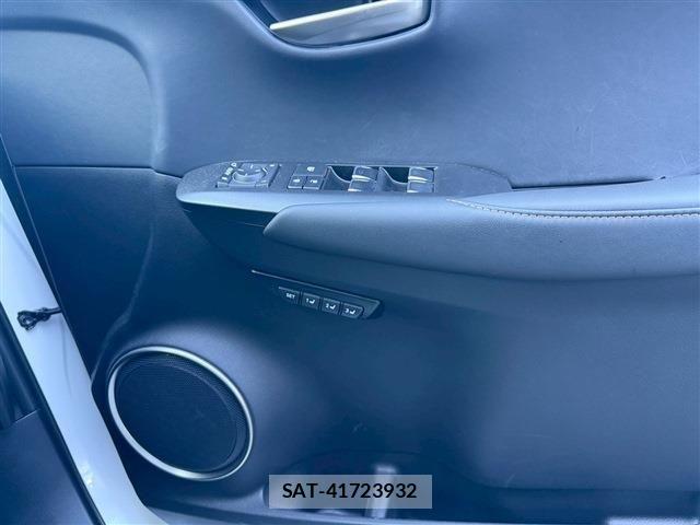 Lexus NX 2020-10 1374825-25