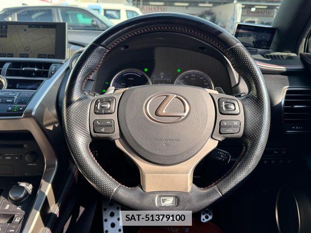 Lexus NX 2016-08 3015110-12