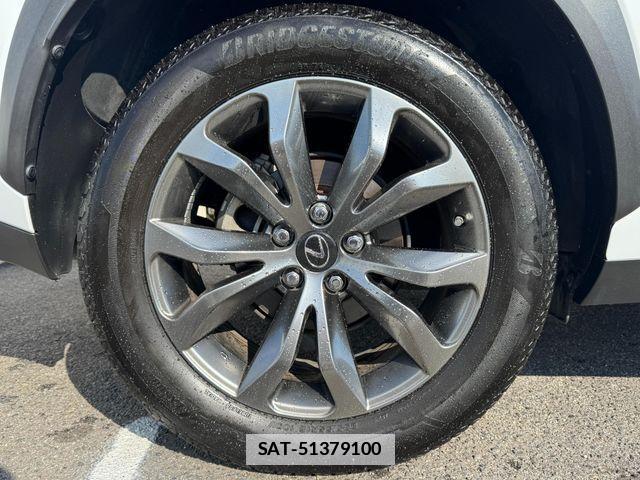 Lexus NX 2016-08 3015110-5