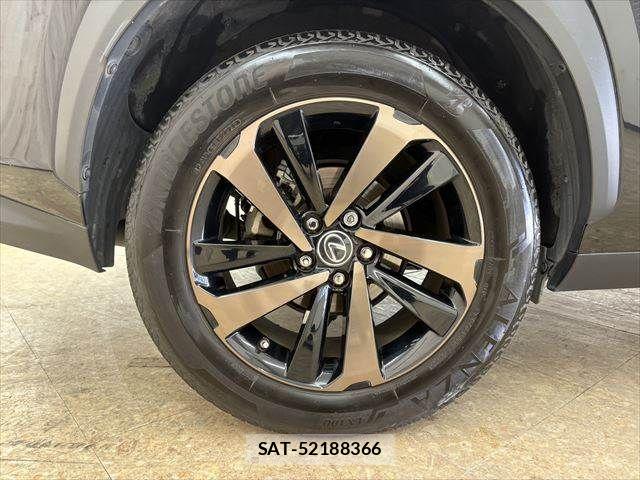Lexus NX 2017-11 3066413-28