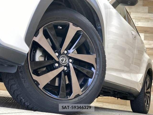 Lexus NX 2019-01 3066406-18