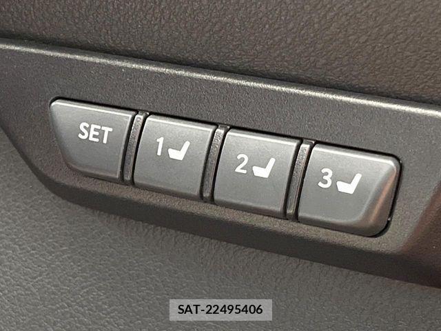 Lexus NX 2019-07 4964640-8