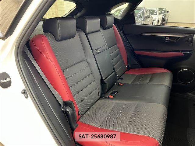 Lexus NX 2019-03 6011724-8