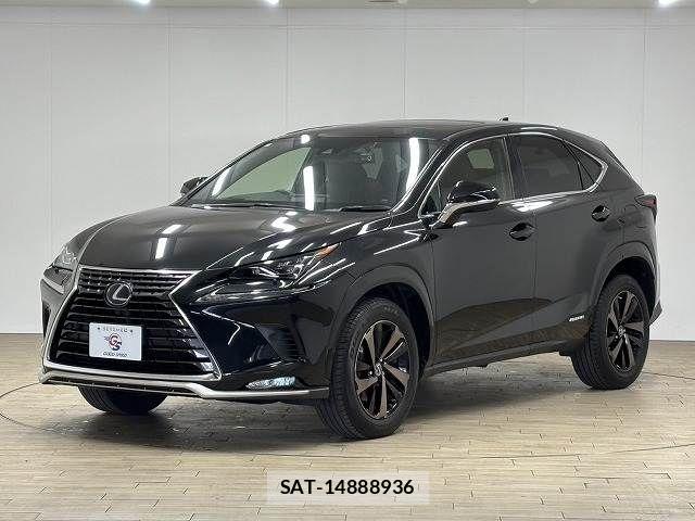 Lexus NX 2021-05 6011713-14