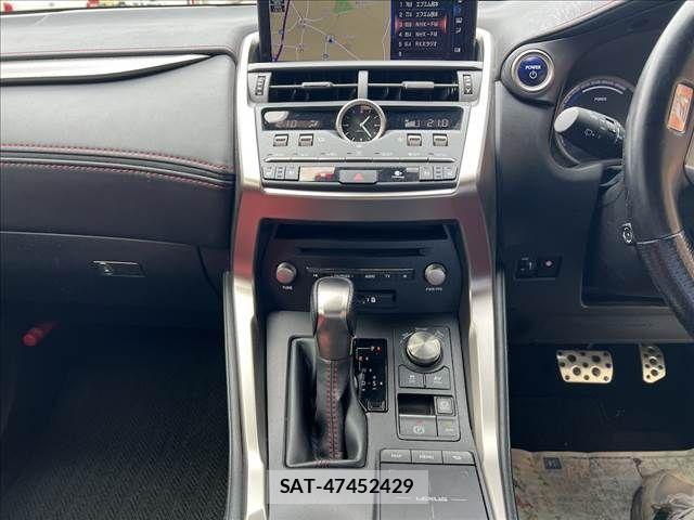 Lexus NX 2021-07 6011720-15