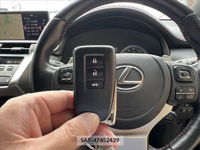 Lexus NX 2021-07 6011720-25