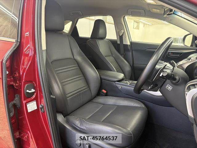 Lexus NX 2017-12 6011740-6
