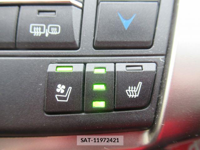 Lexus NX 2015-09 6612895-22