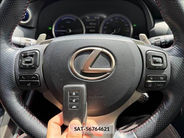 Lexus NX 2018-02 6612894-17