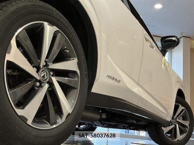 Lexus NX 2018-12 6612892-4