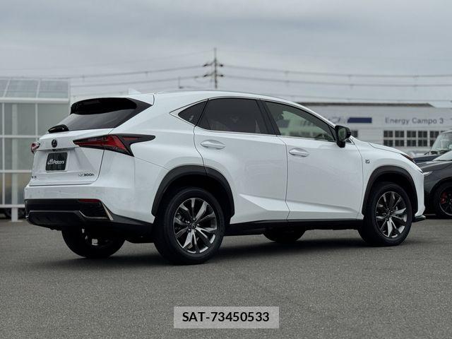 Lexus NX 2021-09 6612890-25