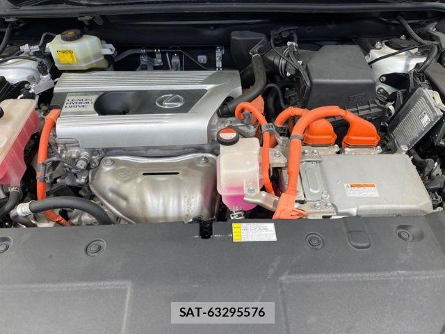 Lexus NX 2015-06 6716535-17