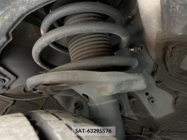Lexus NX 2015-06 6716535-19
