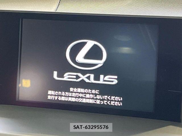 Lexus NX 2015-06 6716535-3