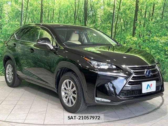 Lexus NX 2015-03 6815728-15