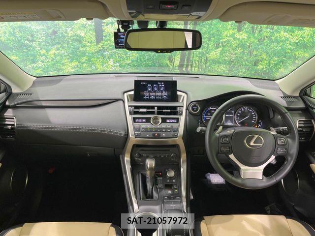 Lexus NX 2015-03 6815728-1