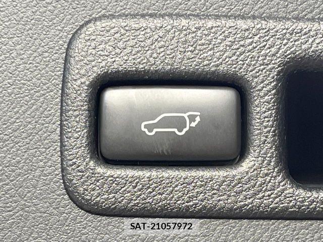 Lexus NX 2015-03 6815728-4