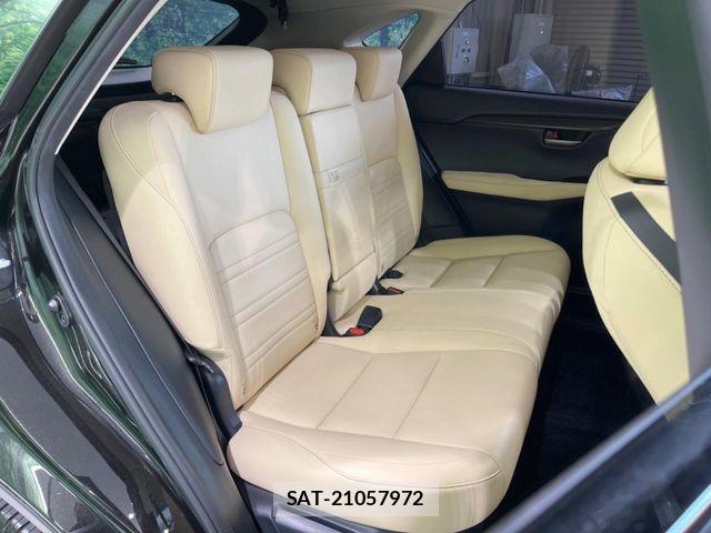 Lexus NX 2015-03 6815728-8