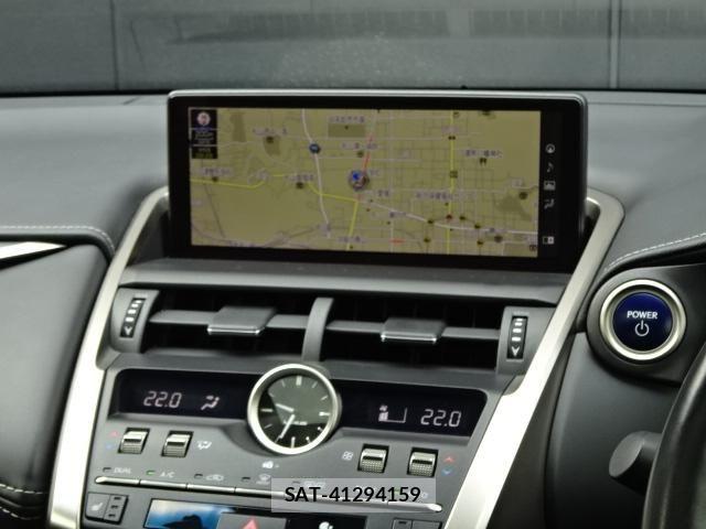 Lexus NX 2018-06 6907776-16