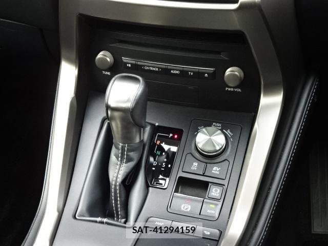 Lexus NX 2018-06 6907776-17