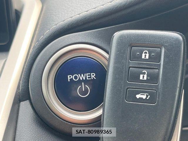 Lexus NX 2018-04 6907774-7