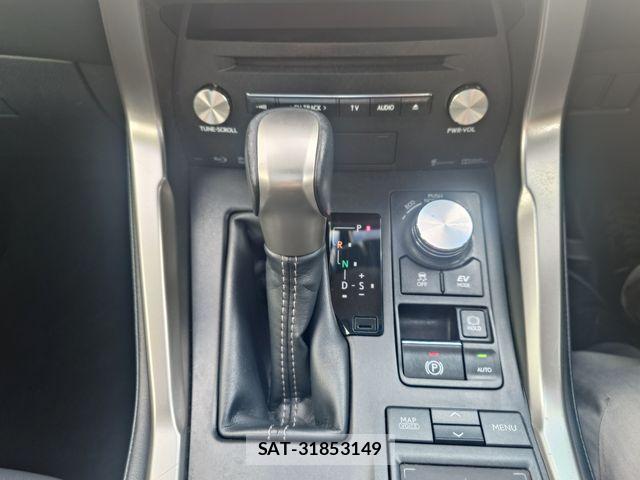 Lexus NX 2015-02 7020780-17