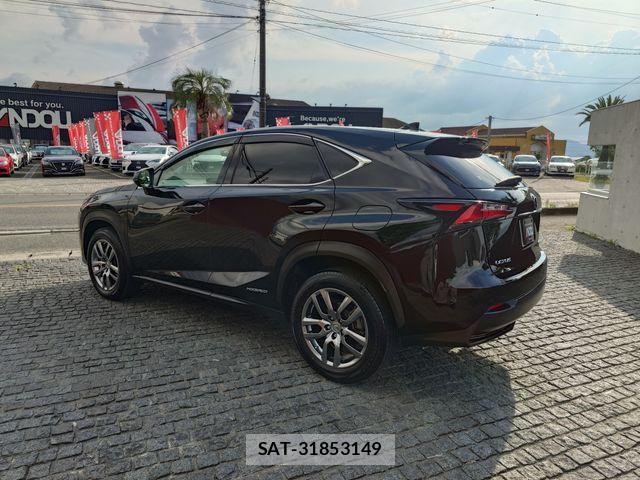 Lexus NX 2015-02 7020780-3