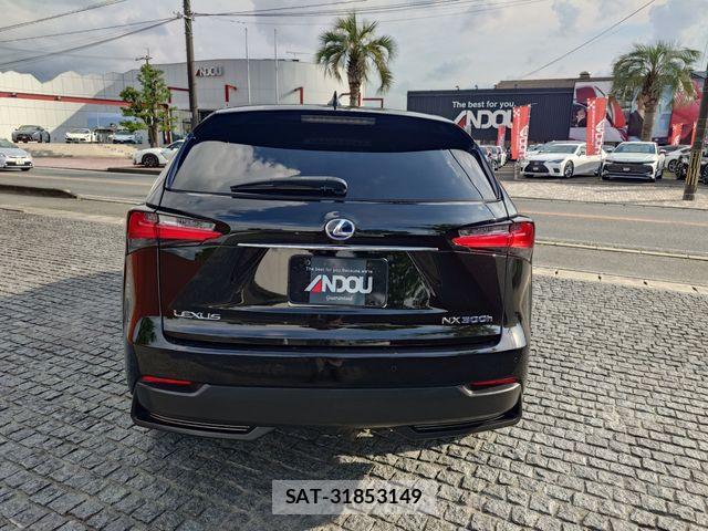 Lexus NX 2015-02 7020780-6
