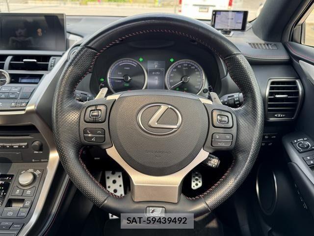 Lexus NX 2017-03 7020778-11