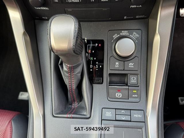 Lexus NX 2017-03 7020778-16