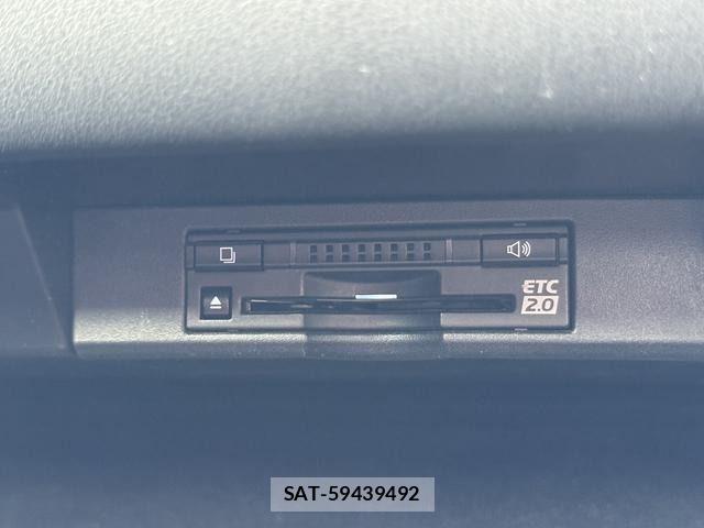 Lexus NX 2017-03 7020778-18