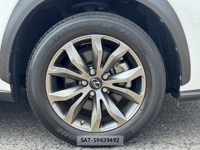 Lexus NX 2017-03 7020778-7