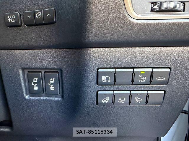 Lexus NX 2018-06 7059280-15