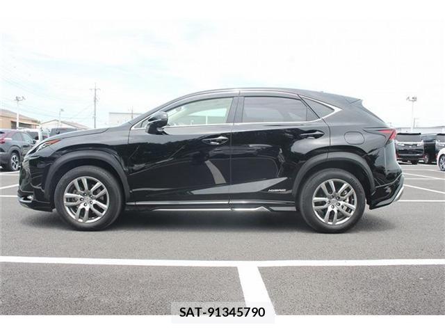 Lexus NX 2014-08 7221034-9