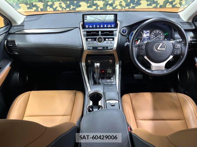 Lexus NX 2019-09 7221037-1