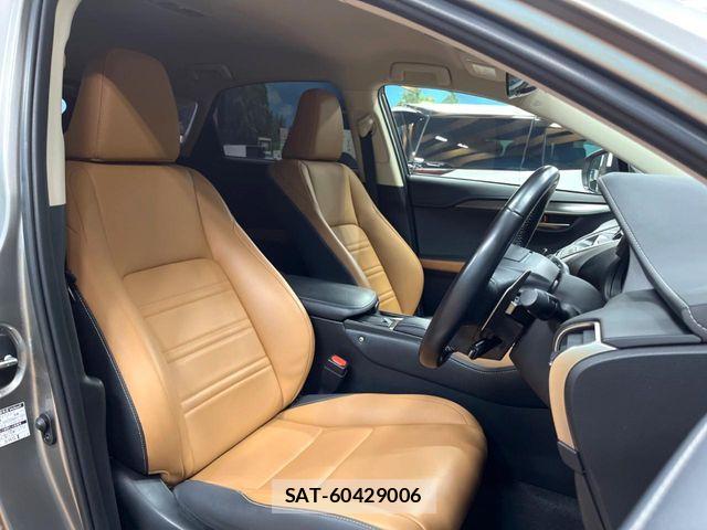 Lexus NX 2019-09 7221037-7