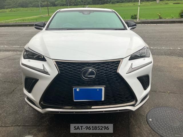 Lexus NX 2018-01 7272238-0