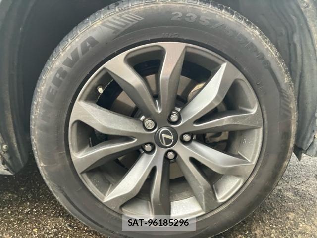 Lexus NX 2018-01 7272238-6