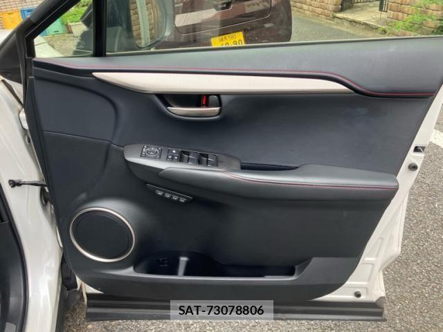 Lexus NX 2015-06 7328060-18
