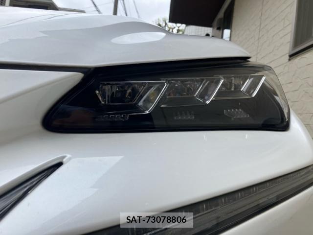 Lexus NX 2015-06 7328060-3