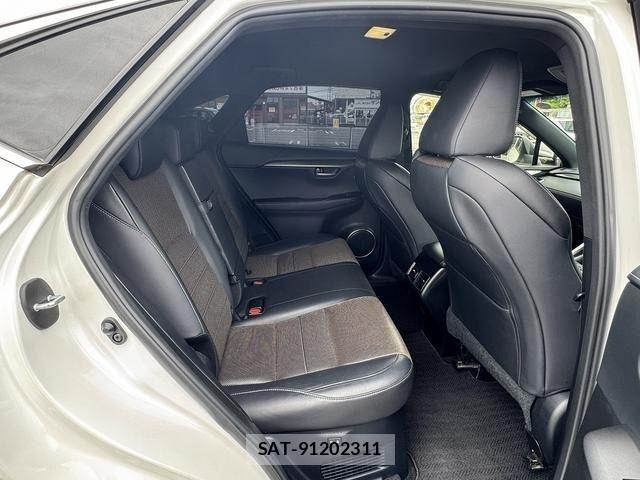 Lexus NX 2015-09 7358522-10