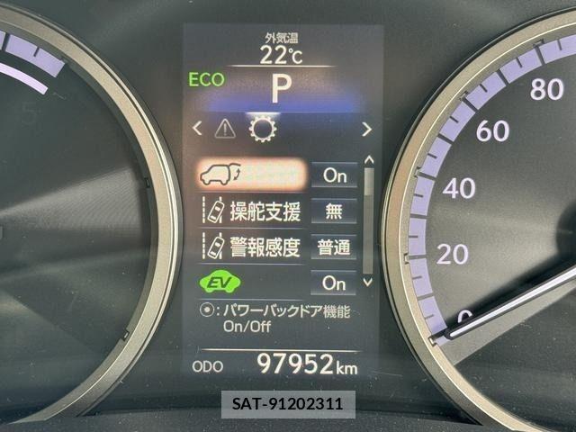 Lexus NX 2015-09 7358522-13