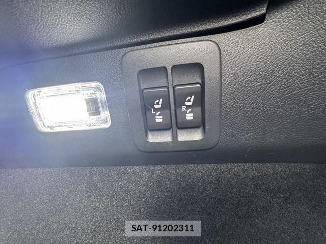 Lexus NX 2015-09 7358522-27