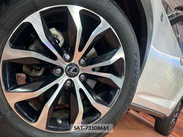 Lexus NX 2015-08 7358518-11