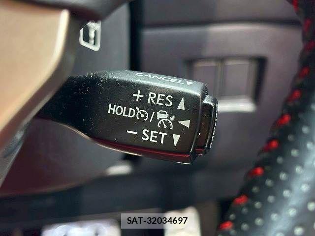 Lexus NX 2017-11 7358514-11